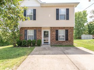 1213 Shannon Ln, La Vergne, TN 37086