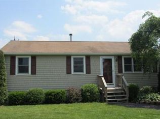 273 Thompson St, Halifax, MA 02338