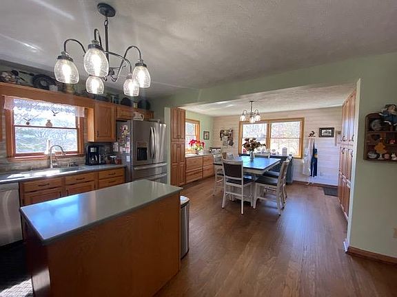 5th image of 1408 Peach Dr