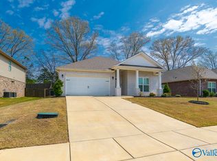 125 River Springs Ct, New Market, AL 35761