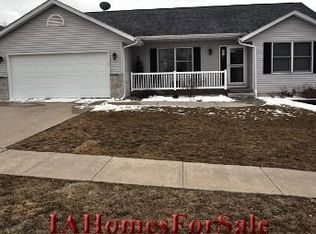 2829 38th Ave SW, Cedar Rapids, IA 52404