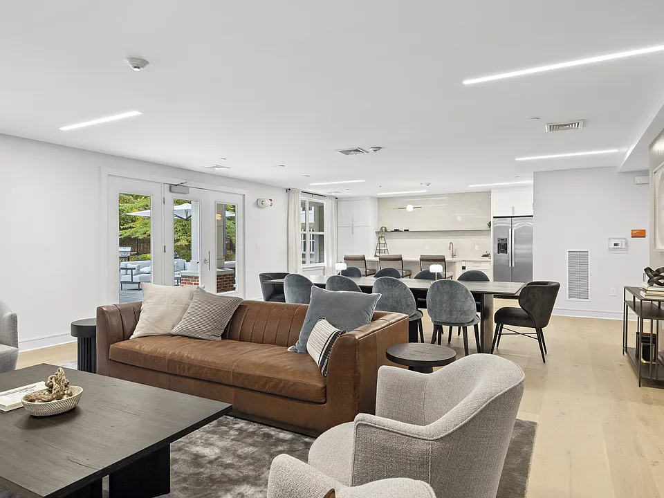 Linea Cambridge Apartments