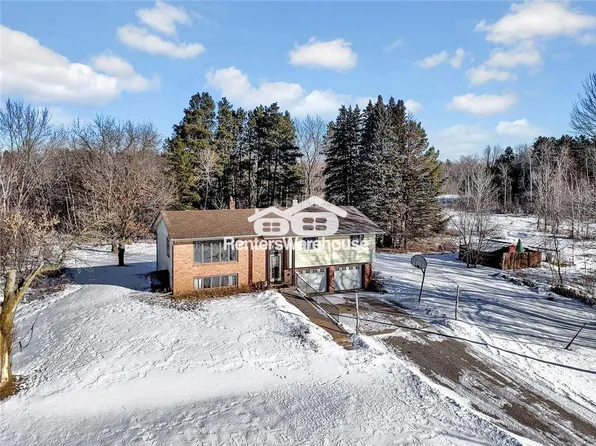 1241 Holly Dr E, Hugo, MN 55038