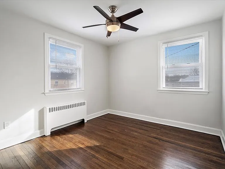 Haddon Hills Apartments — Photo 26