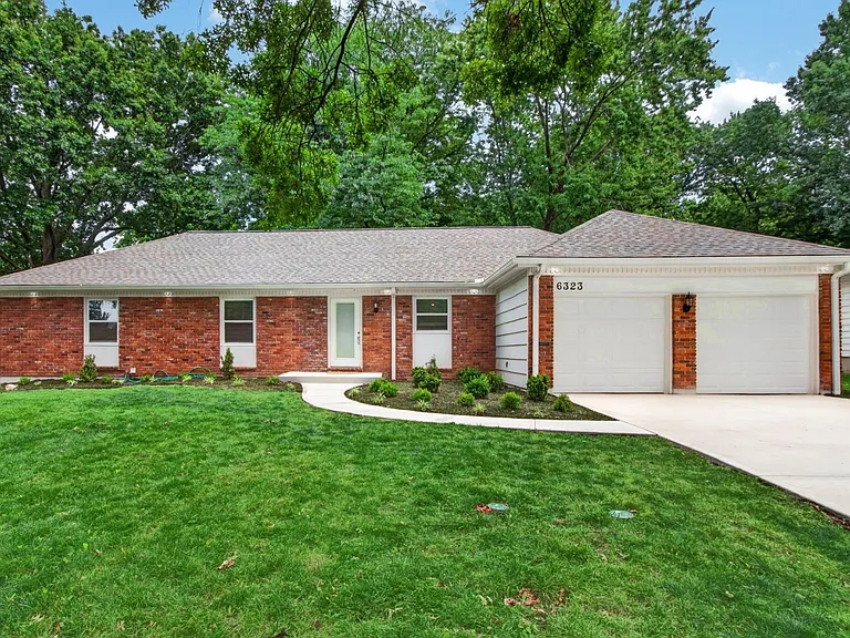 6232 Woodson Rd — Photo 33