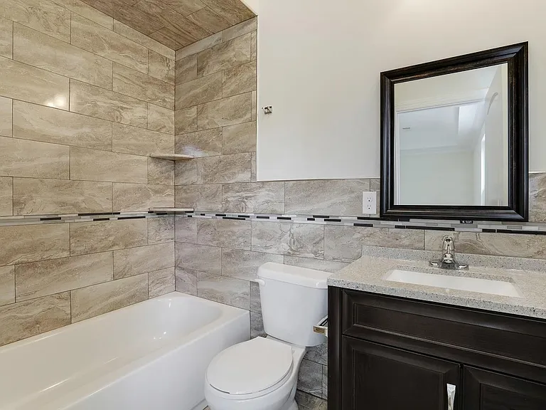 109 Palm St #2 — Photo 11