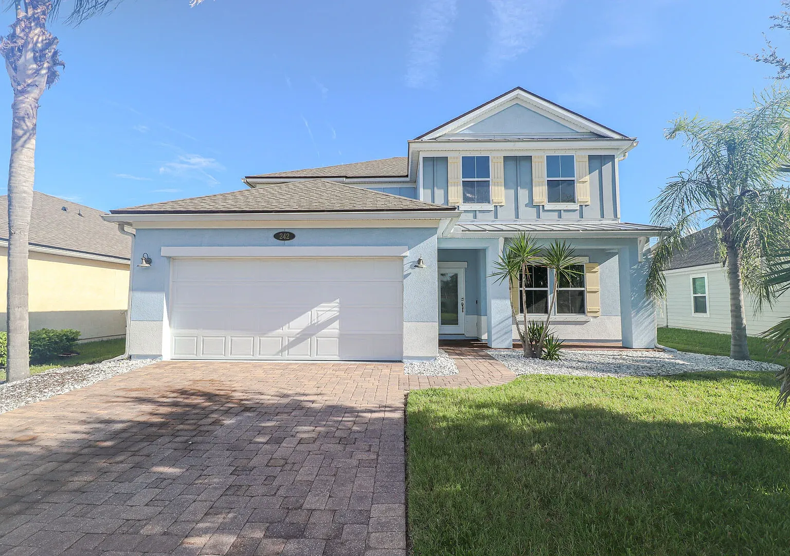 4 bed, 3.5 bath, 3000 sqft, $4,500 — Photo 1