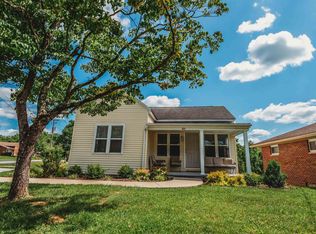 5933 E Pea Ridge Rd, Huntington, WV 25705