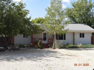 225 N 4th St, Glenrock, WY 82637