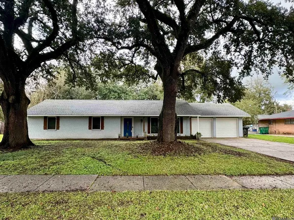 25375 Hackberry Ln, Plaquemine, LA 70764