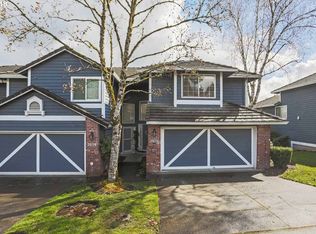 2056 Sunray Cir, West Linn, OR