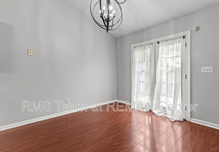 2979 Sentinel Cir — Photo 8