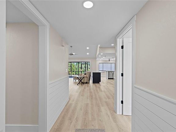 5th image of 6114 Forest Villas CIR