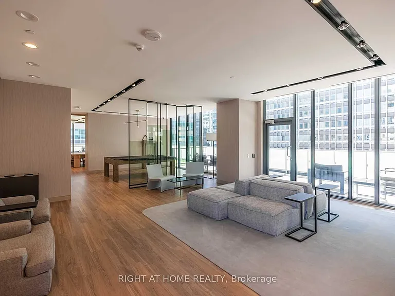 20 Lombard St S #3803 — Photo 3