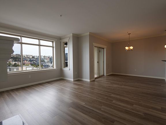 3rd image of 900 Aurora Ave N APT 505