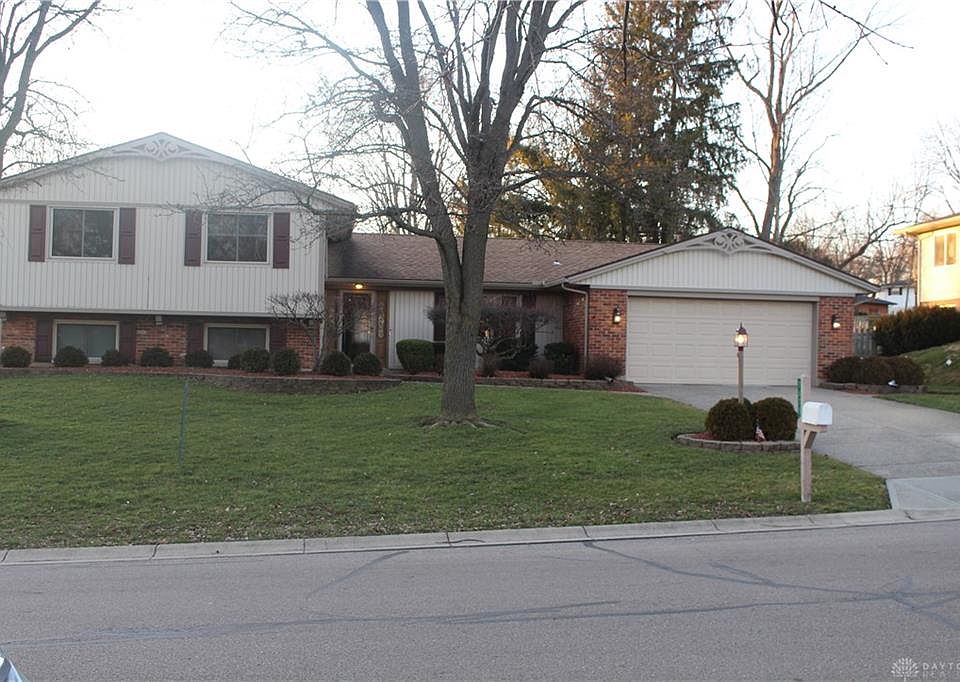 1st image of 7675 Rolling Oak Dr