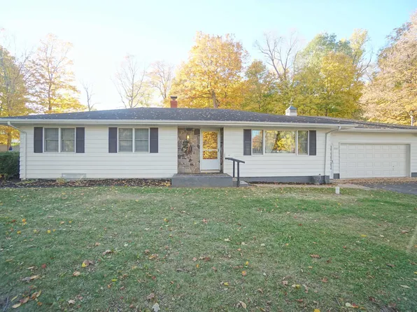 2563 S Woodland Trl, Warsaw, IN 46580