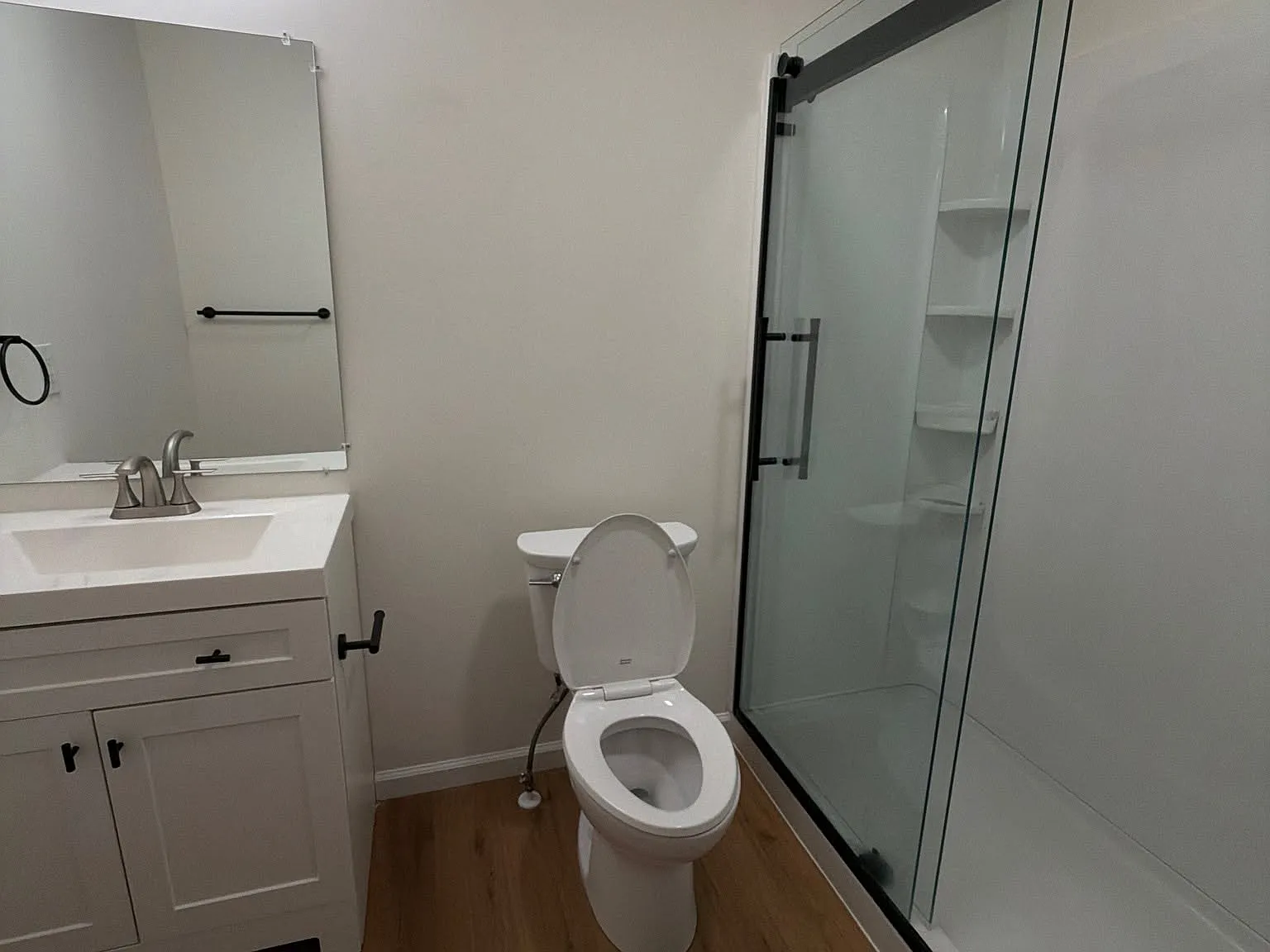 4 bed, 3.5 bath, 2867 sqft, $950 — Photo 3