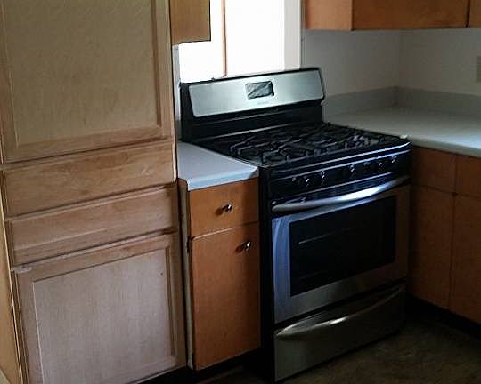 5th image of 7424 Bennington Dr