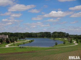 412 Burr Oak Dr, Williamsville, IL 62693