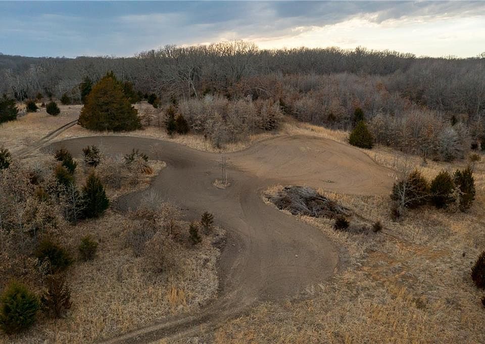 1st image of V 27492nd Hwy