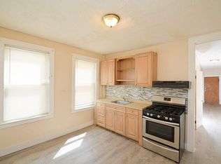 31 Hiawatha Rd, Mattapan, MA 02126