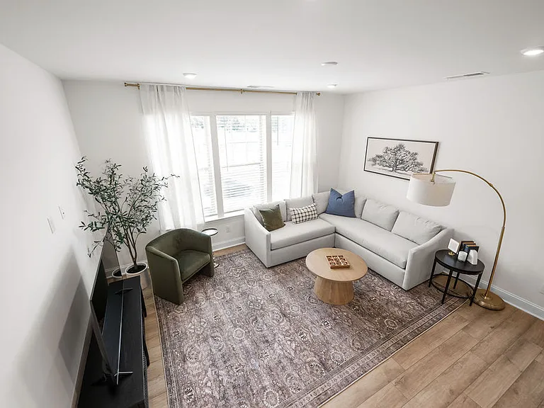Abode at Greenway — Photo 44