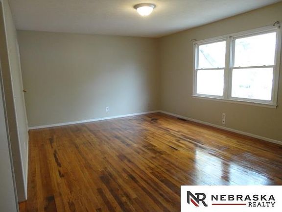 2nd image of 7212 S 21st Ave
