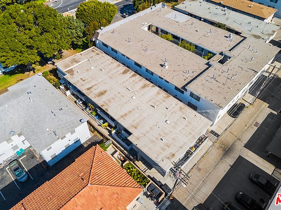 3rd image of 12766 Venice Blvd