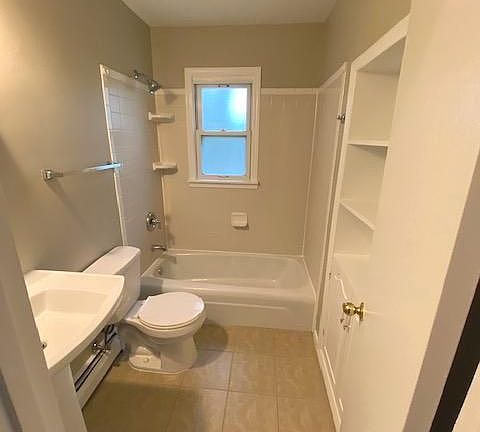 4th image of 3301 Bellflower Ct