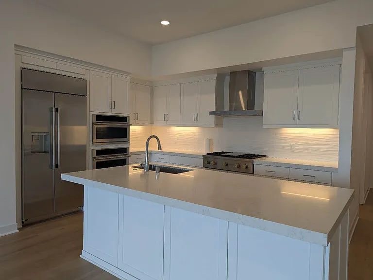 3504 Rivington — Photo 16