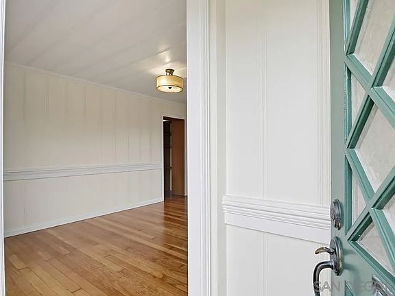 5th image of 741 Arenas St