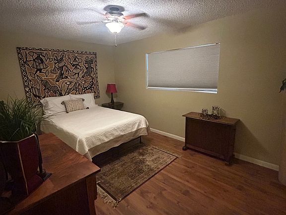 3rd image of 126 Plaza Dr #8
