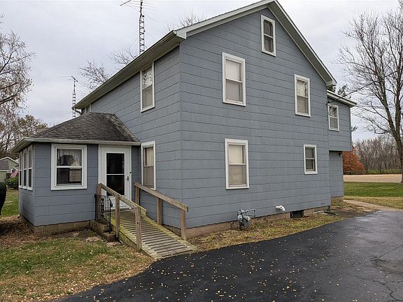 3rd image of 3793 W Cedar St