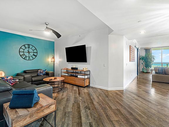 4th image of 2640 Lake Shore Drive #2509