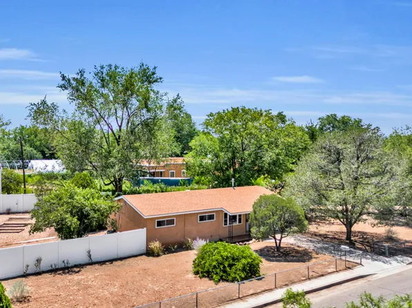 1364 San Lorenzo Ave NW, Albuquerque, NM 87107