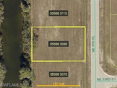 2nd image of 3302 NE 9th Pl