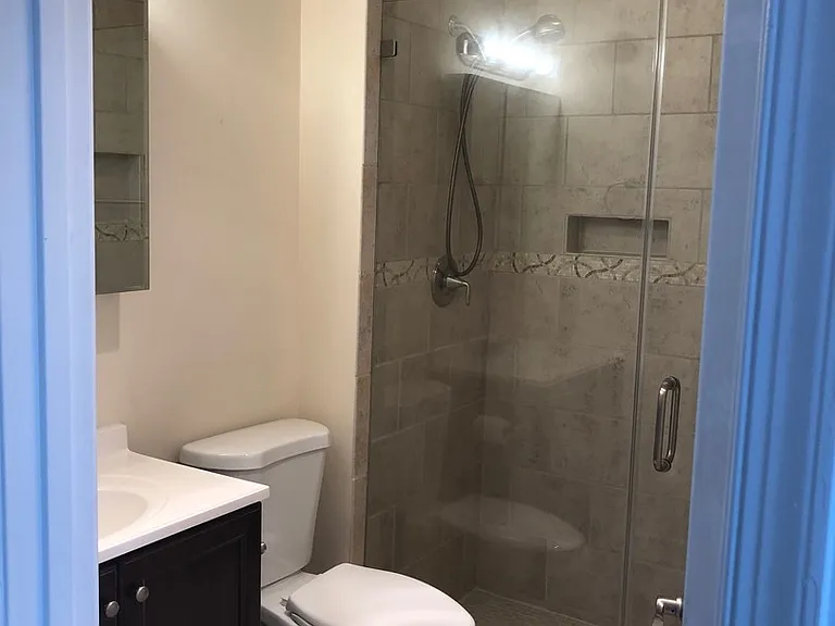 609 Admiral Dr #208 — Photo 11