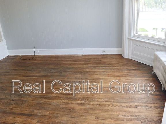 4th image of 130 5th Ave #2F