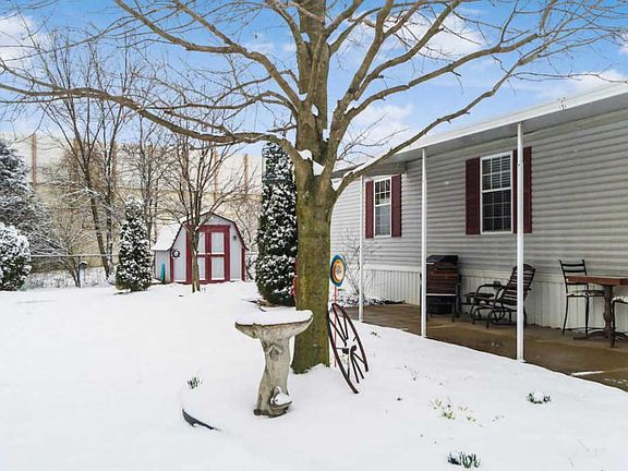 2nd image of 59 Birch Row Dr