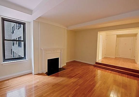 2nd image of 337 W 55th St #4