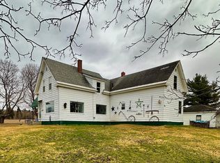1574 Main St, Mapleton, ME 04757