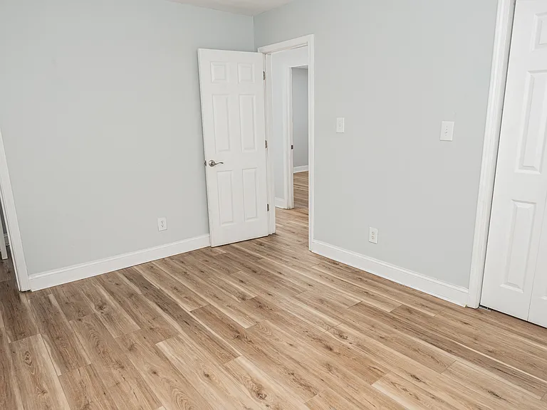 218 Forest View Dr — Photo 16