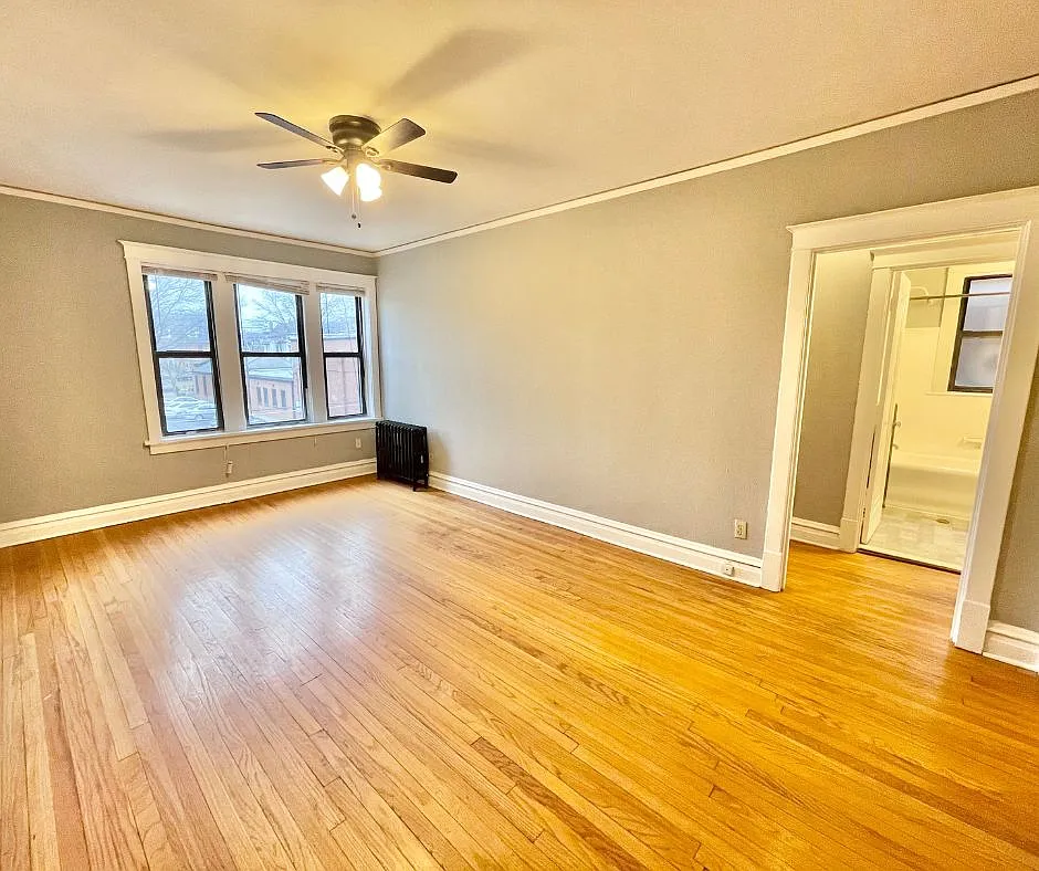 1 bed, $995 — Photo 2