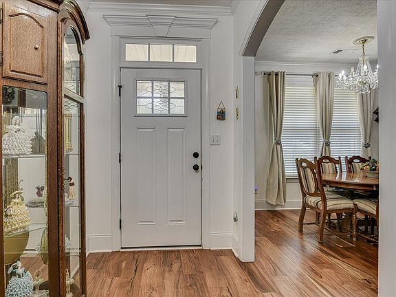 4th image of 1021 Grindstone Road
