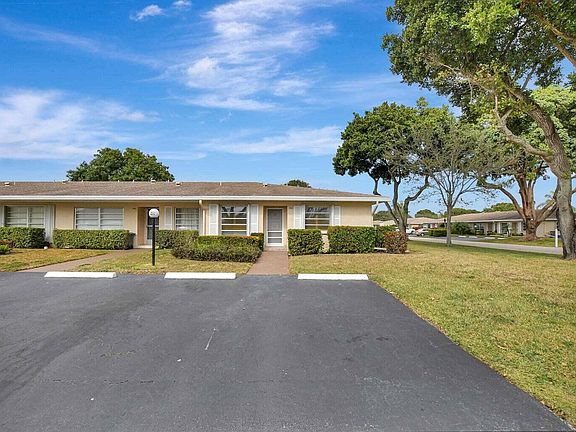 5th image of 20860 Covington Drive #1410