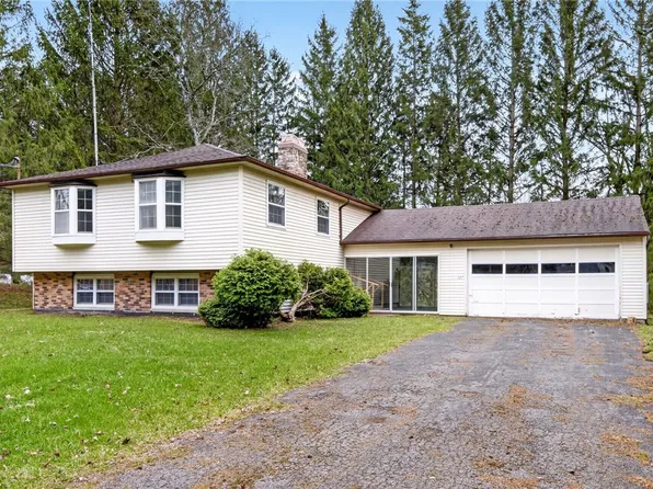 107 Sycamore Dr, Ithaca, NY 14850