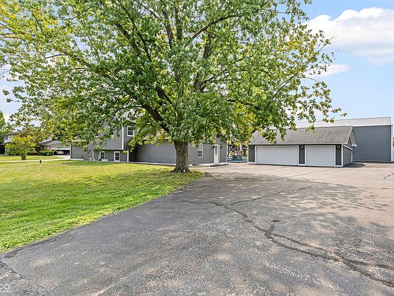 3rd image of 6143 E County Road 600 S