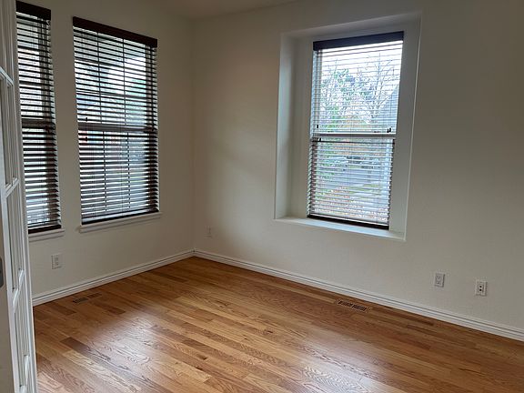 5th image of 9965 Sedalia St