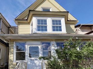 21 Valley Pl APT 1, Edgewater, NJ 07020